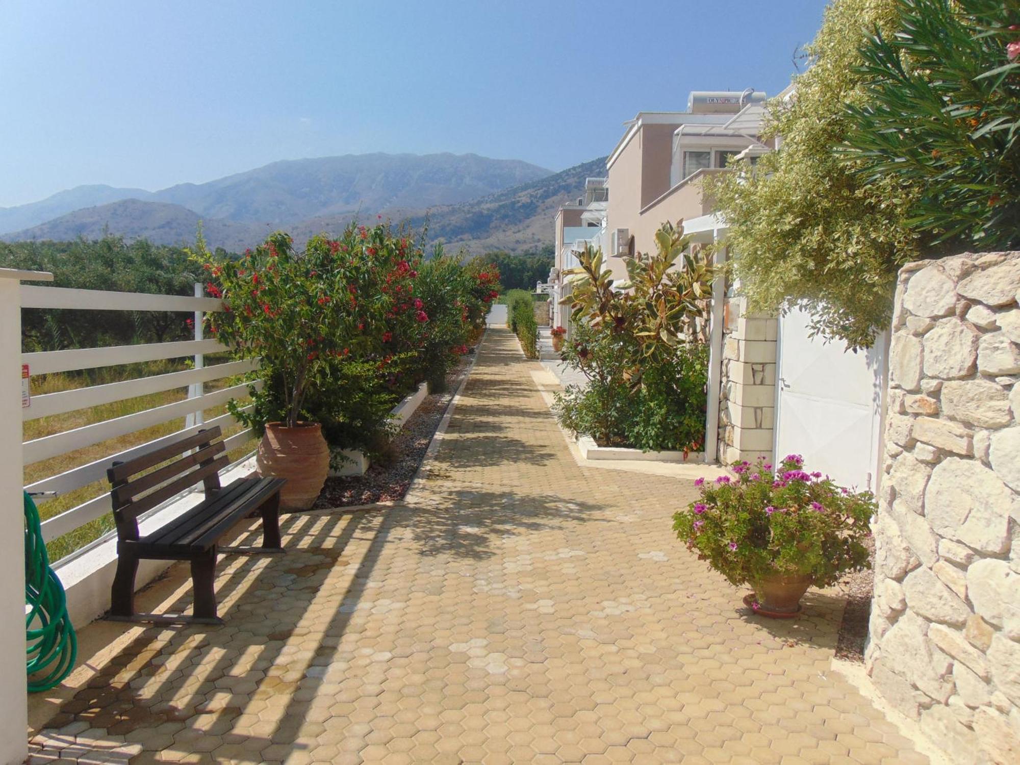 Villa Campos- Less Than 5-Min Walk To Kalivaki Beach Georgioupoli Dış mekan fotoğraf